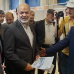 حضور دکتر وحیدی در غرفه شرکت دانش بنیان رایان اندیشه نصر - چهارمین نمایشگاه شهر هوشمند